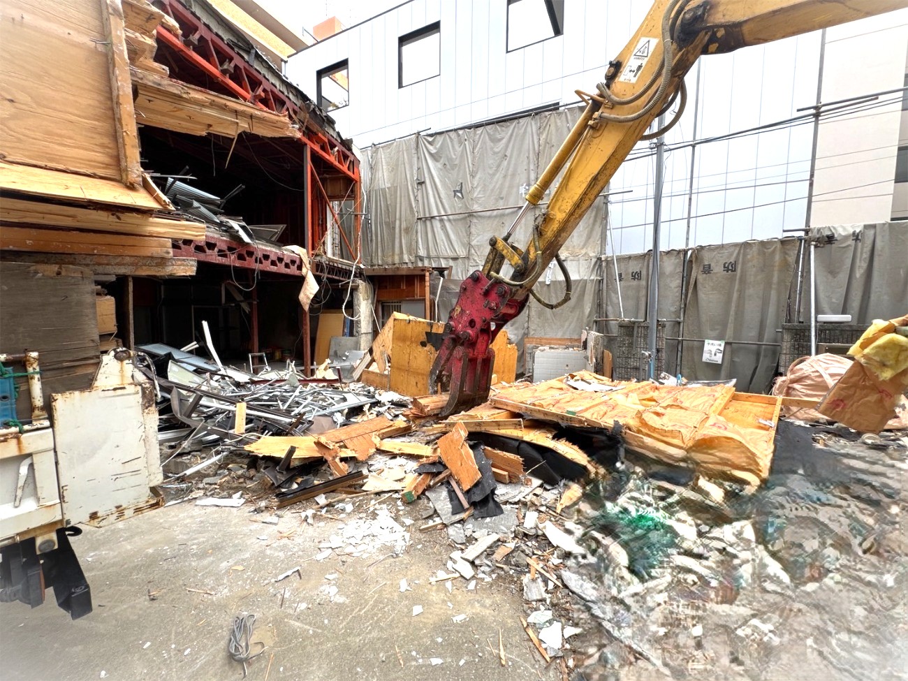 兵庫県神戸市兵庫区（S造２Ｆ建物、W造２F建物2棟）解体工事完了しました。 | 大和産業開発株式会社 / 大和産業株式会社の企業情報